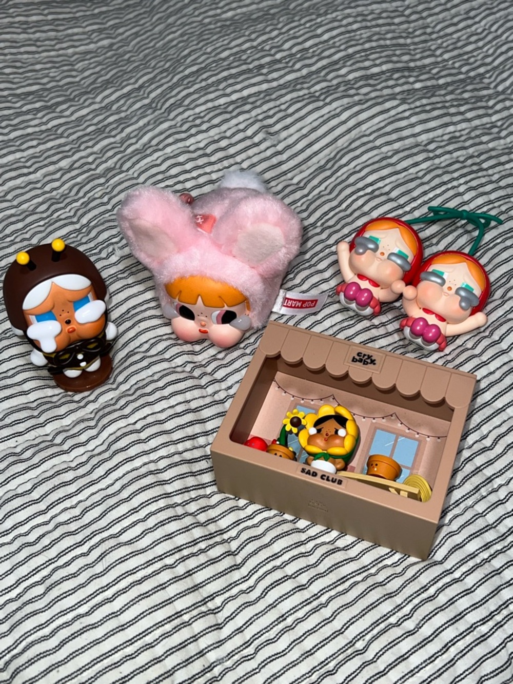 POPMART CRYBABIES